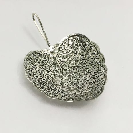 Silver Plated Antique Dish Leaf design – 7.5 inch long