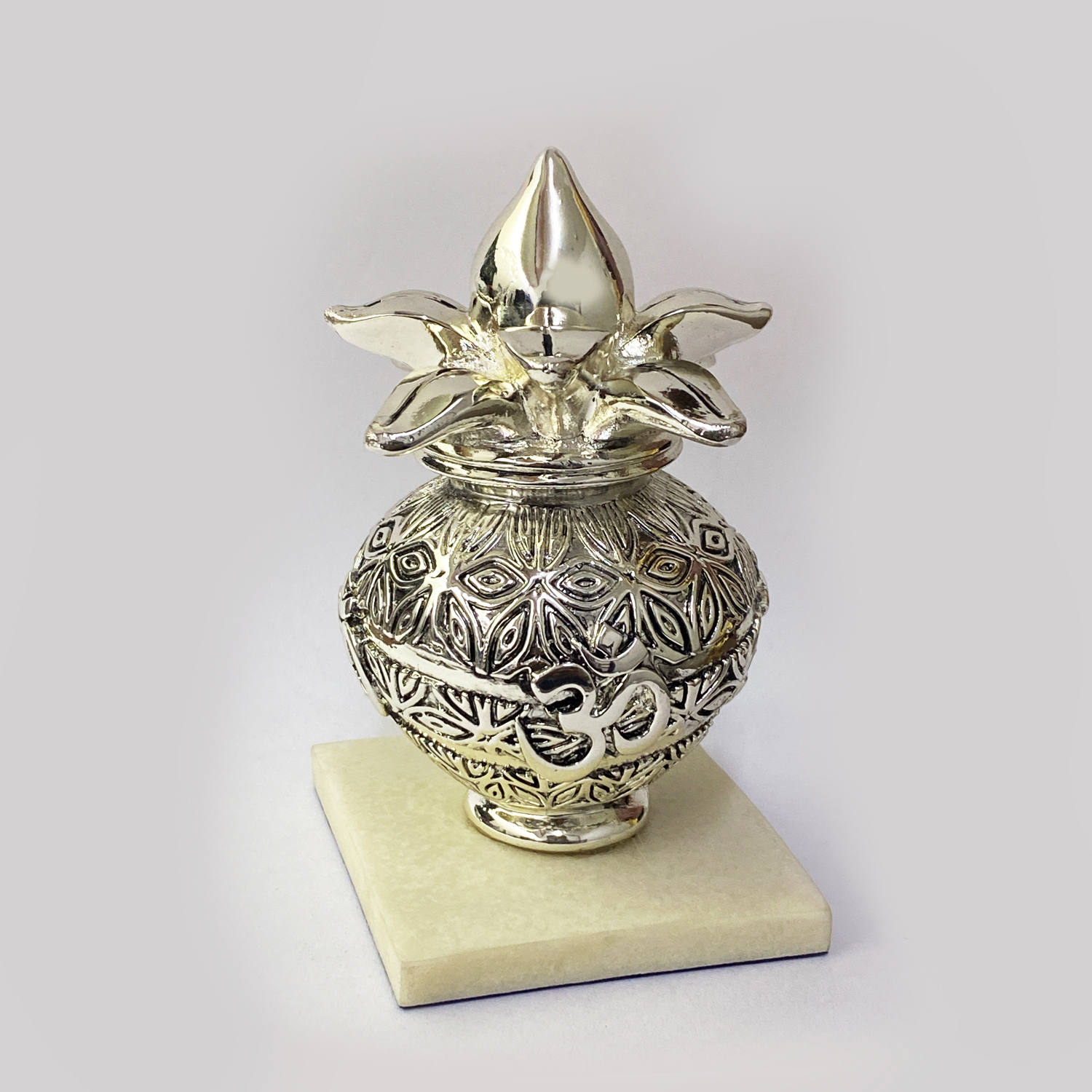 Kalash Silver Coated with Banana leaf | 3.75 Inch