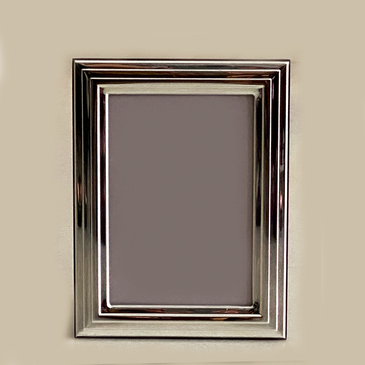 A Silver Picture Frame Lines | 9×13 cm photo size
