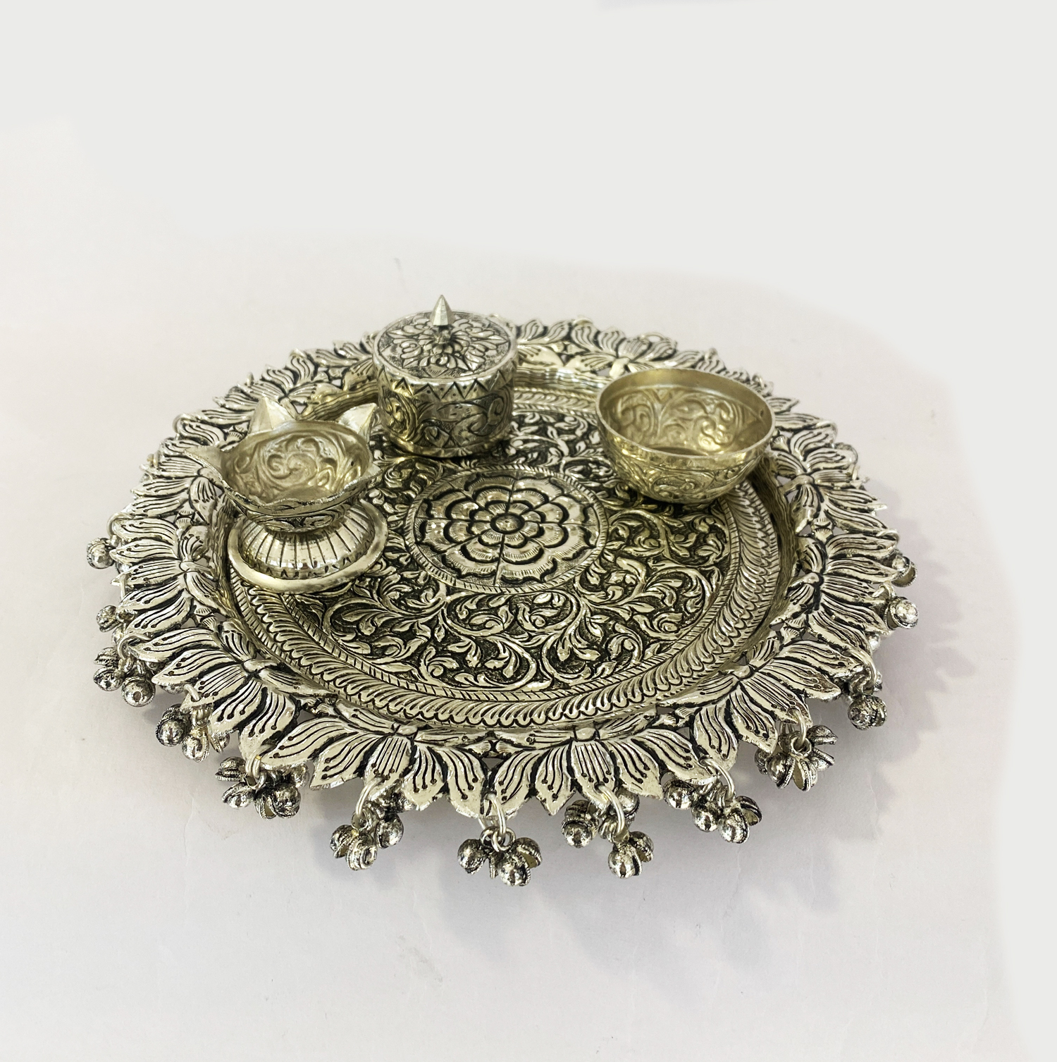 Pooja Thali Embossed Antique – Silver Plated | 8 Inch