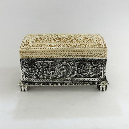Fine Antique Silver Box with Flowers Motif | 7 Inch