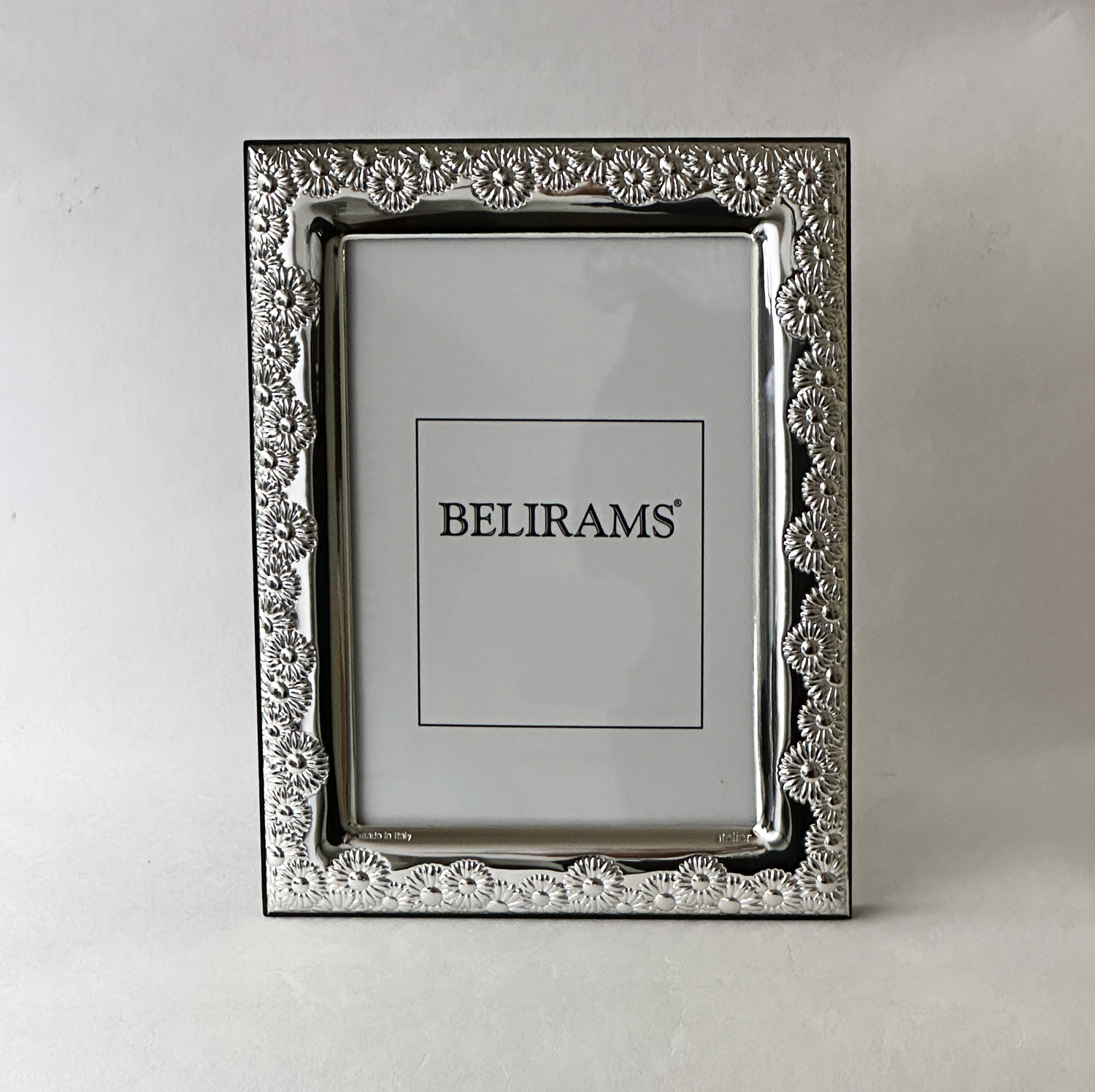 Silver Photo Frame Embossed Border | 9×13 cm photo size