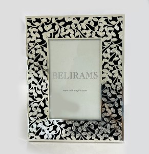 Fine Pierced and embossed Photo Frame | 4x6 Inch Photo