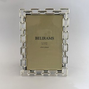 Fine Solid Link Chain Motif Photo Frame | 4x6 Inch Photo Size