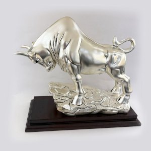 Large Silver Bull on a Wood Mount  | 14.5 Inch