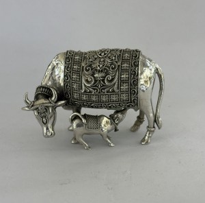 Artistic Pure Silver Cow and Calf in Pure Silver | 5 Inch Long